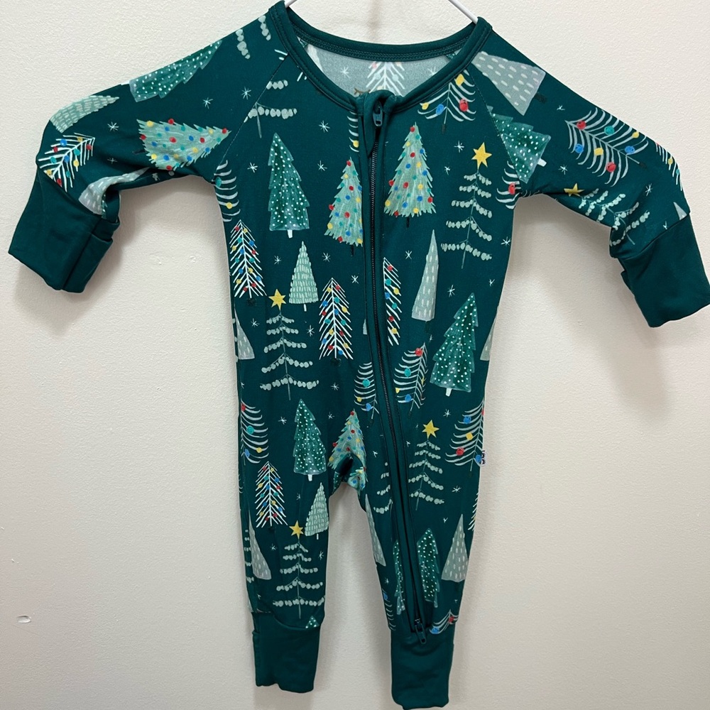 NEW Little Sleepies green Christmas zippy